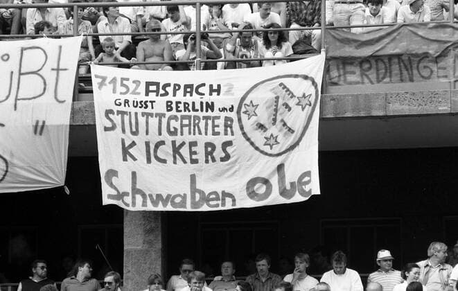 DFB-Pokal Finale 1987 Hamburger SV - Stuttgarter Kickers Deutschland, Berlin, 20.06.1987, Fussball, DFB-Pokal, Saison 1986 1987, Finale Berlin, Hamburger SV - Stuttgarter Kickers (3:1): Stuttgarter Kickers Fans, DFL DFB REGULATIONS PROHIBIT ANY USE OF PHOTOGRAPHS AS IMAGE SEQUENCES AND OR QUASI-VIDEO. *** DFB Pokal Final 1987 Hamburger SV Stuttgarter Kickers Germany, Berlin, 20 06 1987, Football, DFB Pokal, Season 1986 1987, Final Berlin, Hamburger SV Stuttgarter Kickers 3 1 Stuttgarter Kickers Fans, DFL DFB REGULATIONS PROHIBIT ANY USE OF PHOTOGRAPHS AS IMAGE SEQUENCES AND OR QUASI VIDEO