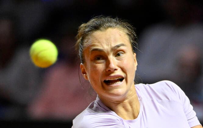 Aryna Sabalenka BLR Action Tennis Women Porsche Cup Porsche Tennis Grand Prix GP Stuttgart 2022 Porsche Arena 24 04 2022 DFL REGULATIONS PROHIBIT ANY USE OF PHOTOGRAPHS AS IMAGE SEQUENCES AND OR QUASI VIDEO Porsche Tennis Grand Prix GP Stuttgart 2022