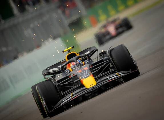 IMOLA Sergio Perez 11 driving the Oracle Red Bull Racing RB18 Honda during the Emilia Romagna F1 Grand Prix at Autodromo Enzo e Dino Ferrari on April 24, 2022 in Imola, Italy REMKO DE WAAL GP Emilia Romagna 2022 RACE 2022 xVIxANPxSportx xxANPxIVx 447557716 originalFilename: 447557716.jpg