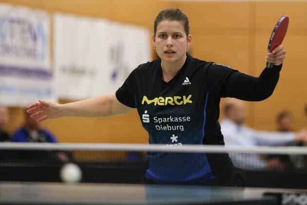 Langstadt 24 04 2022 table tennis ladies Bundesliga final season 2022 TSV Langstadt ttc Eastside Berlin e V emspor, emonline, oespor, v l , Petrissa Solja TSV Langstadt table tennis ladies 1 Bundesliga Copyright: JoaquimxFerreira