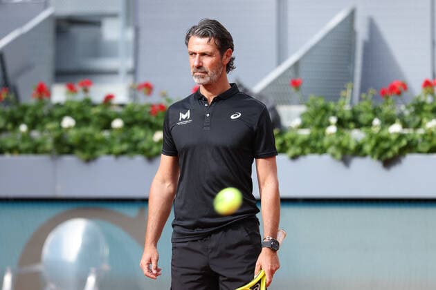 April 26, 2022, MADRID, MADRID, SPAIN: Patrick Mouratoglou is seen during the practice of Simona Halep of Romania during the Mutua Madrid Open 2022 celebrated at La Caja Magica on April 26, 2022, in Madrid, Spain. MADRID SPAIN - ZUMAa181 20220426_zaa_a181_002 Copyright: xOscarxJ.xBarrosox