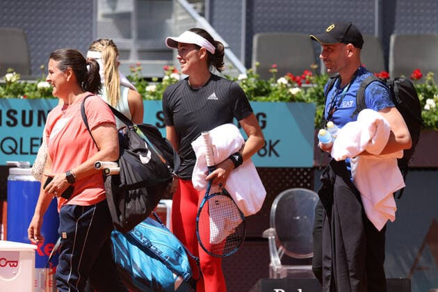 April 26, 2022, MADRID, MADRID, SPAIN: Garbine Muguruza of Spain practice during her practice during the WTA, Tennis Damen match draw during the Mutua Madrid Open 2022 celebrated at La Caja Magica on April 26, 2022, in Madrid, Spain. MADRID SPAIN - ZUMAa181 20220426_zaa_a181_062 Copyright: xOscarxJ.xBarrosox
