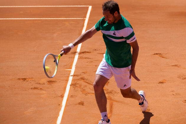 Tommy Paul Vs Richard Gasquet - Millennium Estoril Open 2022 Tommy Paul of United States competes against Richard Gasquet of France during the Millennium Estoril Open ATP, Tennis Herren 250 tennis tournament at Estoril Tennis Club, Estoril, Portugal on April 26, 2022. Lisbon Portugal  Copyright: xNunoxCruzx originalFilename:cruz-tommypau220426_npIHf.jpg