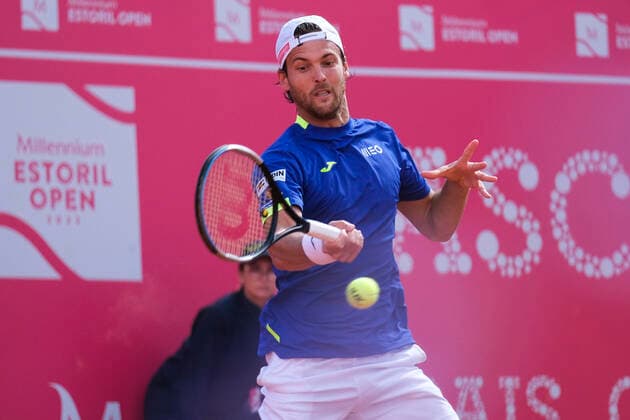 Joao Sousa v Sebastian Baez- Millennium Estoril Open 2022 Joao Sousa of Portugal competes against Sebastian Baez of Argentine during the Millennium Estoril Open ATP, Tennis Herren 250 tennis tournament at Estoril Tennis Club, Estoril, Portugal on April 26, 2022. Lisbon Portugal  Copyright: xNunoxCruzx originalFilename:cruz-joosousa220426_npKQr.jpg