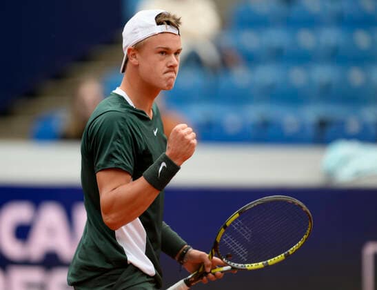 27 04 2022, Tennis Men ATP Tour, BMW Open Munich 2022 at Iphitos Tennis Center, Holger Rune Denmark clenches fist