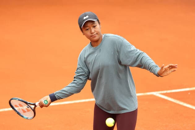 April 27, 2022, MADRID, MADRID, SPAIN: Naomi Osaka of Japan practice during the Mutua Madrid Open 2022 celebrated at La Caja Magica on April 27, 2022, in Madrid, Spain. MADRID SPAIN - ZUMAa181 20220427_zaa_a181_014 Copyright: xOscarxJ.xBarrosox