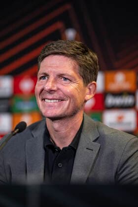 27 04 2022, xkvx, football UEFA Europa League, Eintracht Frankfurt press conference emspor, v l coach Oliver Glasner Eintracht Frankfurt DFL DFB REGULATES PROHIBIT ANY USE OF PHOTOGRAPHS as IMAGE SEQUENCES and or QUASI VIDEO London
