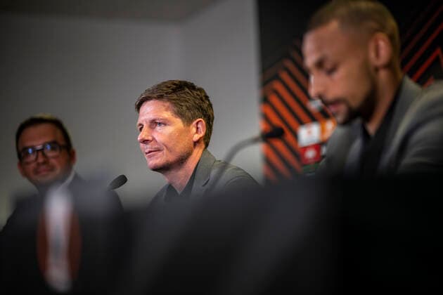 27 04 2022, xkvx, football UEFA Europa League, Eintracht Frankfurt press conference emspor, v l coach Oliver Glasner Eintracht Frankfurt DFL DFB REGULATES PROHIBIT ANY USE OF PHOTOGRAPHS as IMAGE SEQUENCES and or QUASI VIDEO London