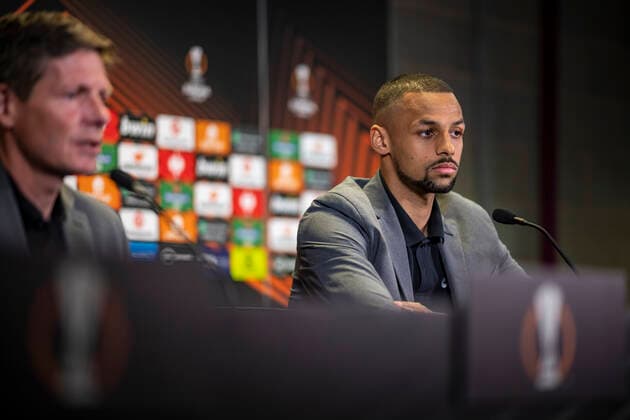 27 04 2022, xkvx, football UEFA Europa League, Eintracht Frankfurt press conference emspor, v l Djibril Sow Eintracht Frankfurt DFL DFB REGULATES PROHIBIT ANY USE OF PHOTOGRAPHS as IMAGE SEQUENCES and or QUASI VIDEO London