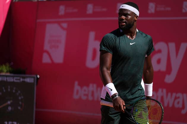 Nuno Borges Vs Frances Tiafoe - Millennium Estoril Open 2022 Nuno Borges from Portugal competes against Frances Tiafoe from United States during the Millennium Estoril Open ATP, Tennis Herren 250 tennis tournament at Estoril Tennis Club, Estoril, Portugal on April 27, 2022. Lisbon Portugal  Copyright: xNunoxCruzx originalFilename:cruz-nunoborg220427_npjsw.jpg