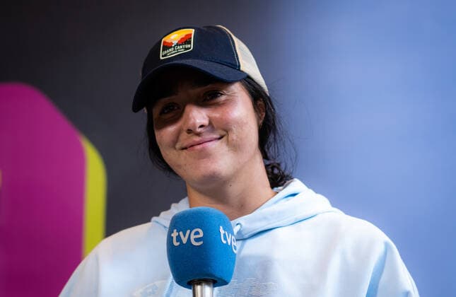 April 27, 2022, MADRID, MADRID, SPAIN: Ons Jabeur of Tunisia talks to the media ahead of the 2022 Mutua Madrid Open WTA, Tennis Damen 1000 tennis tournament MADRID SPAIN - ZUMAa181 20220427_zaa_a181_194 Copyright: xRobxPrangex