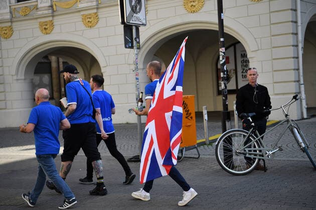 Football, men, 2021 2022 season, Europa League semifinal, first leg , RB Leipzig Glasgow Rangers, Glasgow fans before the match in downtown Leipzig, 28 04 2022, Copyright: xSebastianxRäppold MatthiasxKochx