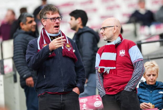 Mandatory Credit: Photo by Simon Dael Shutterstock (12914205d) West Ham United Fans start arriving for the game West Ham United v Eintracht Frankfurt, UEFA Europa League, Semi-Final, First Leg, Football, The London Stadium, London, UK - 28 Apr 2022 EDITORIAL USE ONLY No use with unauthorised audio, video, data, fixture lists, club league logos or live services. Online in-match use limited to 120 images, no video emulation. No use in betting, games or single club league player publications. West Ham United v Eintracht Frankfurt, UEFA Europa League, Semi-Final, First Leg, Football, The London Stadium, London, UK - 28 Apr 2022 EDITORIAL USE ONLY No use with unauthorised audio, video, data, fixture lists, club league logos or live services. Online in-match use limited to 120 images, no video emulation. No use in betting, games or single club league player publications. Copyright: xSimonxDael Shutterstockx 12914205d