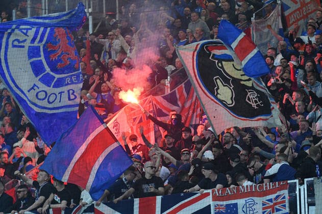 Bengal fire from Glasgow Rangers fans, RB Leipzig vs Glasgow Rangers, Football, Europa League, 28 04 2022 DFB DFL REGULATES PROHIBIT ANY USE OF PHOTOGRAPHS AS IMAGE SEQUENCES AND OR QUASI VIDEO RB Leipzig vs Glasgow Rangers, Football, Europa League, 28 04 2022 Leipzig Copyright: xBertxHarzer xEibner-Pressefotox