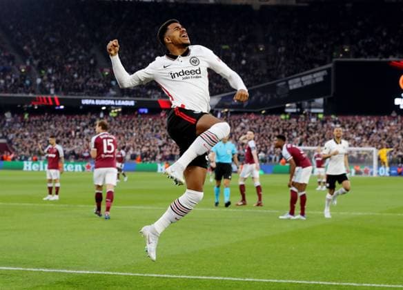 London, England, 28th April 2022. Ansgar Knauff of Eintracht Frankfurt celebrate scoring the first goal during the UEFA Europa League match at the London Stadium, London. Picture credit should read: Paul Terry Sportimage EDITORIAL USE ONLY. No use with unauthorised audio, video, data, fixture lists, club league logos or live services. Online in-match use limited to 120 images, no video emulation. No use in betting, games or single club league player publications. SPI-1667-0013