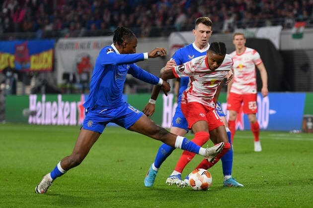 Joe Aribo Glasgow Rangers left , Ryan Jack Glasgow Rangers center and Christopher Nkunku RB Leipzig right , RB Leipzig vs Glasgow Rangers, Football, Europa League, 28 04 2022 DFB DFL REGULATES PROHIBIT ANY USE OF PHOTOGRAPHS AS IMAGE SEQUENCES AND OR QUASI VIDEO RB Leipzig vs Glasgow Rangers, Football, Europa League, 28 04 2022 Leipzig Copyright: xBertxHarzer xEibner-Pressefotox