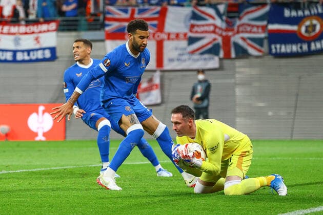 28 04 2022, xtgx, football UEFA European League, RB Leipzig Glasgow Rangers FC emspor, v l Connor Goldson Glasgow Rangers, 6 , Allan McGregor Glasgow Rangers, 1 save, holds the ball, catches the ball, parries DFL DFB REGULATIONS PROHIBIT ANY USE OF PHOTOGRAPHS as IMAGE SEQUENCES and or QUASI VIDEO Leipzig