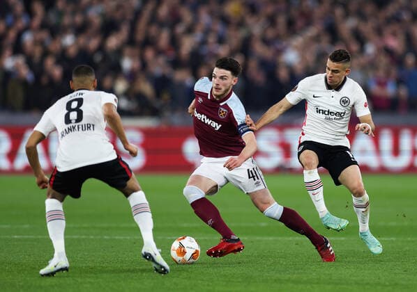Mandatory Credit: Photo by Simon Dael Shutterstock (12914205bf) Declan Rice of West Ham United and Rafael Santos Borre of Eintracht Frankfurt West Ham United v Eintracht Frankfurt, UEFA Europa League, Semi-Final, First Leg, Football, The London Stadium, London, UK - 28 Apr 2022 EDITORIAL USE ONLY No use with unauthorised audio, video, data, fixture lists, club league logos or live services. Online in-match use limited to 120 images, no video emulation. No use in betting, games or single club league player publications. West Ham United v Eintracht Frankfurt, UEFA Europa League, Semi-Final, First Leg, Football, The London Stadium, London, UK - 28 Apr 2022 EDITORIAL USE ONLY No use with unauthorised audio, video, data, fixture lists, club league logos or live services. Online in-match use limited to 120 images, no video emulation. No use in betting, games or single club league player publications. Copyright: xSimonxDael Shutterstockx 12914205bf