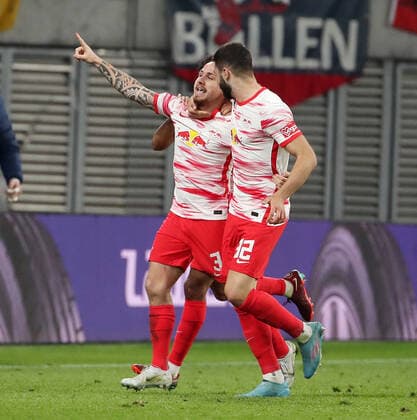 Angelino 1 0 cheering, Josko Gvardiol joy emotion jubilation after 1 0 sports football soccer UEFA Euroleague Europa League UEL semifinal first leg men season 2021 2022 28 04 2022 Rasen Ballsport RB Leipzig RBL vs Glasgow Rangers FC DFL regulations prohibit any use of photographs as image sequences and or quasi video