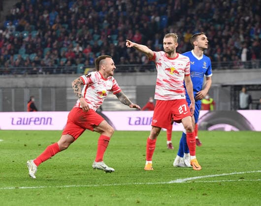 Football, men, 2021 2022 season, Europa League semifinals, first leg , RB Leipzig Glasgow Rangers, v l Angelino RB Leipzig , Konrad Laimer RB Leipzig , cheering after goal to 1 0, 28 04 2022, Copyright: xSebastianxRäppold MatthiasxKochx