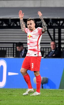 Football, men, 2021 2022 season, Europa League semifinals, first leg , RB Leipzig Glasgow Rangers, Leipzig cheer after goal to 1 0, Angelino RB Leipzig , 28 04 2022, Copyright: xSebastianxRäppold MatthiasxKochx