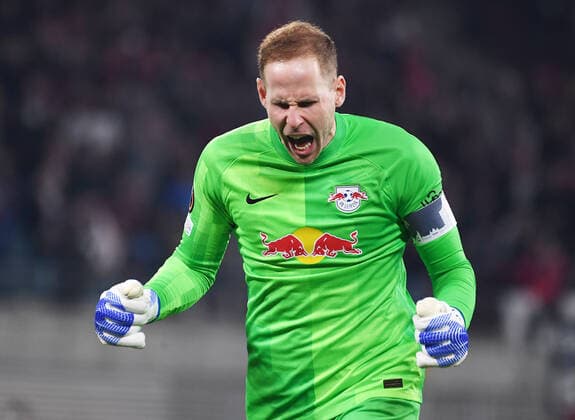 Soccer UEFA Europa League, semi-final, first leg season 2021 2022, RB Leipzig vs Glasgow Rangers 28 04 2022 1 0 0 0 Cheers from Peter Gulacsi Goalkeeper RB Leipzig, back number 1, 1 after goal for RB Leipzig by Angelino Left defender RB Leipzig, back number 3, 3 not in picture during match RB Leipzig vs Glasgow Rangers 28 04 2022 Leipzig Saxony Germany Red Bull Arena