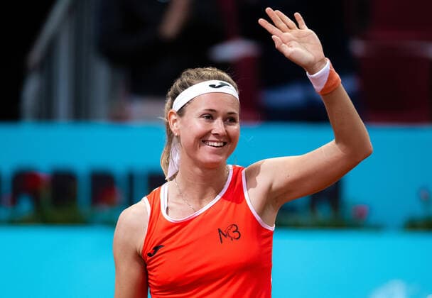 April 28, 2022, MADRID, MADRID, SPAIN: Marie Bouzkova of the Czech Republic in action during the first round of the 2022 Mutua Madrid Open WTA, Tennis Damen 1000 tennis tournament against Karolina Pliskova of the Czech Republic MADRID SPAIN - ZUMAa181 20220428_zaa_a181_211 Copyright: xRobxPrangex