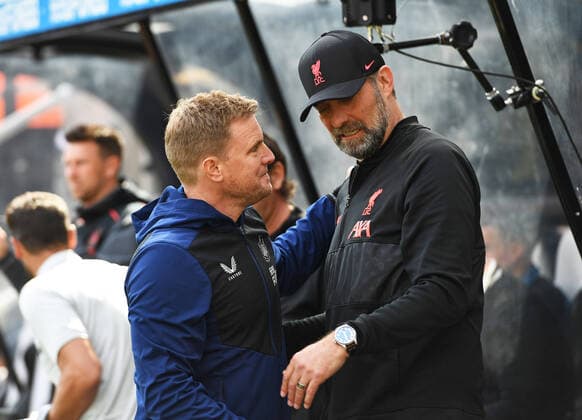 Fußball, Trainerhistorie Newcastle United von 1895 bis heute Mandatory Credit: Photo by Richard Lee Shutterstock (12916959n) Eddie Howe manager of Newcastle United and Jurgen Klopp manager of Liverpool Newcastle United v Liverpool, Premier League, Football, St James Park, Newcastle, UK - 30 Apr 2022 EDITORIAL USE ONLY No use with unauthorised audio, video, data, fixture lists, club league logos or live services. Online in-match use limited to 120 images, no video emulation. No use in betting, games or single club league player publications. Newcastle United v Liverpool, Premier League, Football, St James Park, Newcastle, UK - 30 Apr 2022 EDITORIAL USE ONLY No use with unauthorised audio, video, data, fixture lists, club league logos or live services. Online in-match use limited to 120 images, no video emulation. No use in betting, games or single club league player publications. Copyright: xRichardxLee Shutterstockx 12916959n