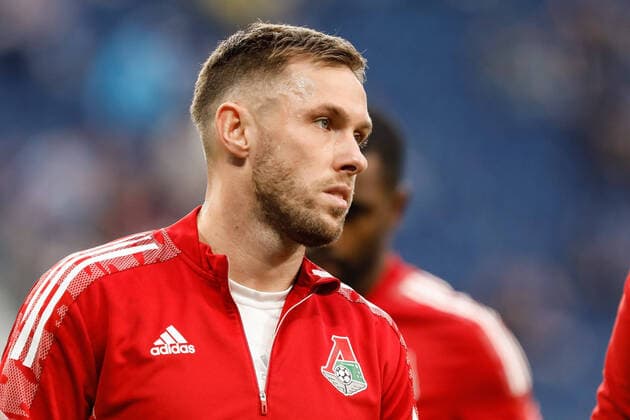 Zenit St. Petersburg V Lokomotiv Moscow - Russian Premier League Maciej Rybus of Lokomotiv Moscow looks on during the warm-up ahead of the Russian Premier League match between FC Zenit Saint Petersburg and FC Lokomotiv Moscow on April 30, 2022 at Gazprom Arena in Saint Petersburg, Russia. Saint Petersburg Russia  Copyright: xMikexKireevx originalFilename:kireev-zenitstp220430_npMet.jpg