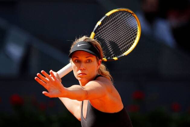 Mandatory Credit: Photo by Ella Ling Shutterstock (12915013ae) Danielle Collins of USA in action Mutua Madrid Open, Tennis, La Caja Magica, Madrid, Spain - 01 May 2022 Mutua Madrid Open, Tennis, La Caja Magica, Madrid, Spain - 01 May 2022  Copyright: xEllaxLing Shutterstockx 12915013ae