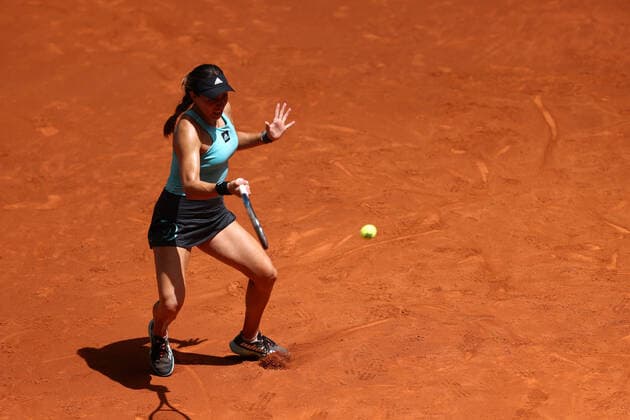 May 1, 2022, MADRID, MADRID, SPAIN: Jessica Pegula of United States in action against Kaia Kanepi of Estonia during the Mutua Madrid Open 2022 celebrated at La Caja Magica on May 01, 2022, in Madrid, Spain. MADRID SPAIN - ZUMAa181 20220501_zaa_a181_068 Copyright: xOscarxJ.xBarrosox