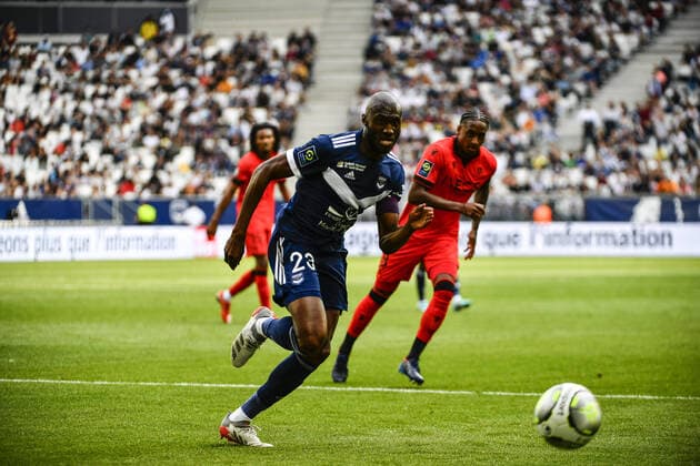 Josuha Guilavogui (gir) FOOTBALL : Bordeaux vs Nice - 35eme Journee de L1 Ubereats - Bordeaux - 01 05 2022 ThierryBreton Panoramic 