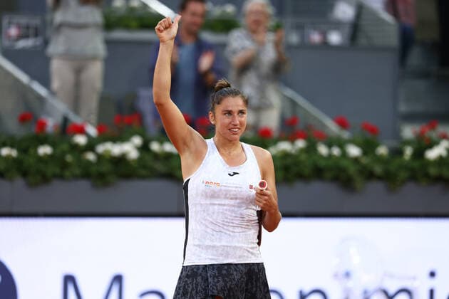 May 1, 2022, MADRID, MADRID, SPAIN: Sara Sorribes of Spain reacts after winning against Naomi Osaka of Japan during the Mutua Madrid Open 2022 celebrated at La Caja Magica on May 01, 2022, in Madrid, Spain. MADRID SPAIN - ZUMAa181 20220501_zaa_a181_245 Copyright: xOscarxJ.xBarrosox