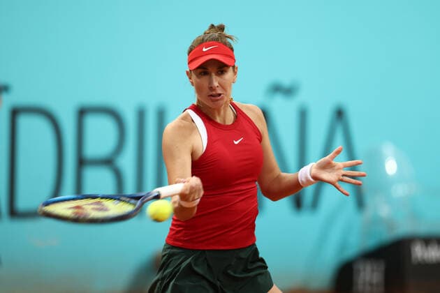 May 2, 2022, MADRID, MADRID, SPAIN: Ons Jabeur of Tunisia in action against Belinda Bencic of Switzerland during the Mutua Madrid Open 2022 celebrated at La Caja Magica on May 02, 2022, in Madrid, Spain. MADRID SPAIN - ZUMAa181 20220502_zaa_a181_111 Copyright: xOscarxJ.xBarrosox