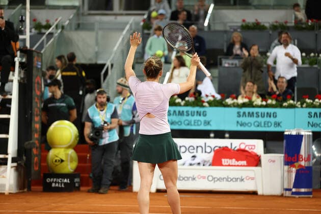 May 2, 2022, MADRID, MADRID, SPAIN: Simona Halep of Romania reacts after winning against Cori Gauff of United States during the Mutua Madrid Open 2022 celebrated at La Caja Magica on May 02, 2022, in Madrid, Spain. MADRID SPAIN - ZUMAa181 20220502_zaa_a181_202 Copyright: xOscarxJ.xBarrosox