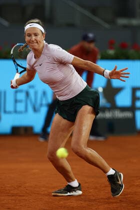 May 3, 2022, MADRID, MADRID, SPAIN: Victoria Azarenka of Belarus in action against Amanda Anisimova of United States during the Mutua Madrid Open 2022 celebrated at La Caja Magica on May 02, 2022, in Madrid, Spain. MADRID SPAIN - ZUMAa181 20220503_zaa_a181_025 Copyright: xOscarxJ.xBarrosox