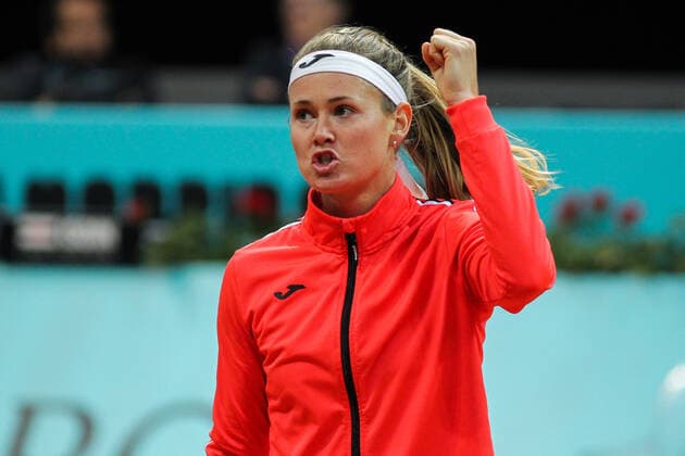 May 3, 2022, MADRID, MADRID, SPAIN: Marie Bouzkova from Czech Republic in action against Ekaterina Alexandrova from Russia during the Mutua Madrid Open 2022 celebrated at La Caja Magica on May 02, 2022, in Madrid, Spain. MADRID SPAIN - ZUMAa181 20220503_zaa_a181_048 Copyright: xIrinaxR.xHipolitox