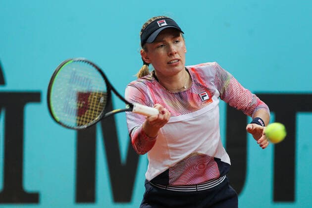 May 3, 2022, MADRID, MADRID, SPAIN: Ekaterina Alexandrova from Russia in action against Marie Bouzkova from Czech Republic during the Mutua Madrid Open 2022 celebrated at La Caja Magica on May 02, 2022, in Madrid, Spain. MADRID SPAIN - ZUMAa181 20220503_zaa_a181_059 Copyright: xIrinaxR.xHipolitox