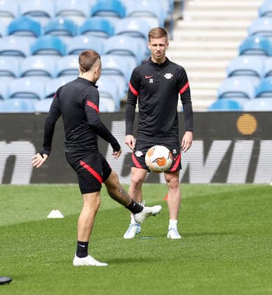RB Leipzig Training 04 05 2022 Glasgow, 04 05 2022, Ibrox Stadium, Football, UEFA Europa League, Matchday 1, Training RB Leipzig before the semifinal , RB Leipzig vs Rangers FC Glasgow , In picture Angeli-o Angelino 3, RB Leipzig , Dani Olmo 25, RB Leipzig , UEFA regulations prohibit any use of photographs as image sequences and or quasi video