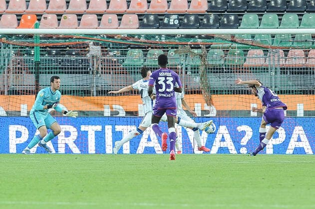 Photo Claudio Martinelli LaPresse May 4th, 2022 Venice, Italy soccer A.C.F. Fiorentina - Atalanta B.C. - Primavera TimVision Cup Final 2021 2022 - & x201c;P.L. Penzo& x201d; stadium. In the pic: Corradini Giovanni (A.C.F. Fiorentina) scores a goal to make it 1-0  Copyright: xClaudioxMartinelli LaPressex