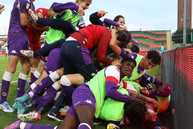 Photo Paola Garbuio LaPresse May 04, 2022 Venezia, Italy soccer A.C.F.Fiorentina vs Atalanta B.C. - TimVision Cup Final under19 2021 2022 - Penzo stadium. In the pic : celebration goal corradini giovanni  Copyright: xPaolaxGarbuio LaPressex