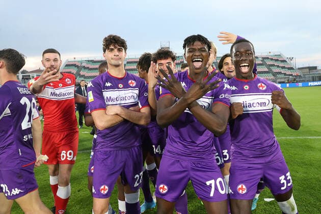 Photo Paola Garbuio LaPresse May 04, 2022 Venezia, Italy soccer A.C.F.Fiorentina vs Atalanta B.C. - TimVision Cup Final under19 2021 2022 - Penzo stadium. In the pic : fiorentina celebration in the end  Copyright: xPaolaxGarbuio LaPressex