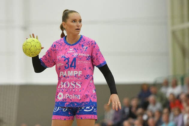 Silje Brons Petersen TuS Metzingen , BSV Sachsen Zwickau vs TuS Metzingen, 1 Handball Bundesliga, Women, 04 05 2022, BSV Sachsen Zwickau vs TuS Metzingen, 1 Handball Bundesliga, Women, 04 05 2022 Zwickau Copyright: xBertxHarzer xEibner-xPressefotox
