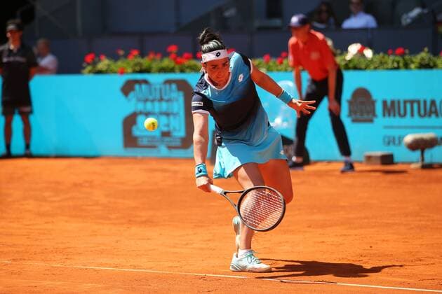Mandatory Credit: Photo by Ella Ling Shutterstock (12925407bm) Ons Jabeur of Tunisia Mutua Madrid Open, Tennis, La Caja Magica, Madrid, Spain - 05 May 2022 Mutua Madrid Open, Tennis, La Caja Magica, Madrid, Spain - 05 May 2022  Copyright: xEllaxLing Shutterstockx 12925407bm