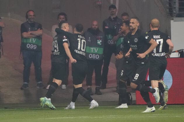 Rafael Santos Borre Eintracht Frankfurt scores the goal to make it 1 0 and cheer Frankfurt 05 05 2022 Eintracht Frankfurt vs West Ham United, UEFA Europa League, semi-final second leg