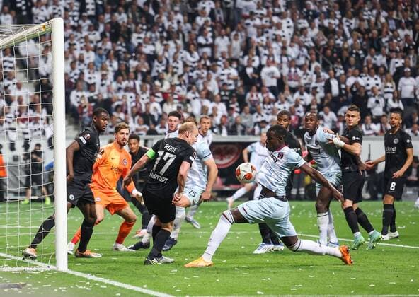 Mandatory Credit: Photo by Simon Dael Shutterstock (12925375by) Kurt Zouma of West Ham United has a shot at goal Eintracht Frankfurt v West Ham United, UEFA Europa League, Semi Final, Second Leg, Football, Deutsche Bank Park, Frankfurt, Germany - 05 May 2022 EDITORIAL USE ONLY No use with unauthorised audio, video, data, fixture lists, club league logos or live services. Online in-match use limited to 120 images, no video emulation. No use in betting, games or single club league player publications. Eintracht Frankfurt v West Ham United, UEFA Europa League, Semi Final, Second Leg, Football, Deutsche Bank Park, Frankfurt, Germany - 05 May 2022 EDITORIAL USE ONLY No use with unauthorised audio, video, data, fixture lists, club league logos or live services. Online in-match use limited to 120 images, no video emulation. No use in betting, games or single club league player publications. Copyright: xSimonxDael Shutterstockx 12925375by
