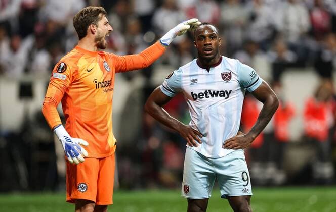 Mandatory Credit: Photo by Simon Dael Shutterstock (12925375co) Kevin Trapp goalkeeper of Eintracht Frankfurt and Michail Antonio of West Ham United Eintracht Frankfurt v West Ham United, UEFA Europa League, Semi Final, Second Leg, Football, Deutsche Bank Park, Frankfurt, Germany - 05 May 2022 EDITORIAL USE ONLY No use with unauthorised audio, video, data, fixture lists, club league logos or live services. Online in-match use limited to 120 images, no video emulation. No use in betting, games or single club league player publications. Eintracht Frankfurt v West Ham United, UEFA Europa League, Semi Final, Second Leg, Football, Deutsche Bank Park, Frankfurt, Germany - 05 May 2022 EDITORIAL USE ONLY No use with unauthorised audio, video, data, fixture lists, club league logos or live services. Online in-match use limited to 120 images, no video emulation. No use in betting, games or single club league player publications. Copyright: xSimonxDael Shutterstockx 12925375co