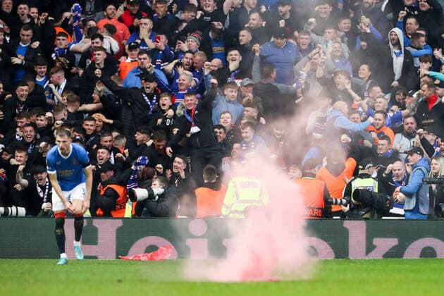 Glasgow Rangers RB Leipzig 05 05 2022 Glasgow, 05 05 2022, Ibrox Stadium, Football, Season 2021 2022, Europa League, Semi final, Glasgow Rangers RB Leipzig , In picture Goal for Glasgow, Goal celebration after 2 0, Fans throw smoke bomb on the pitch UEFA regulations prohibit any use of photographs as image sequences and or quasi video
