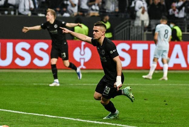 05 05 2022, xpsx, football UEFA Europa League 1 2 final, Eintracht Frankfurt West Ham United v l celebrate the goal, goal celebration for 1 0 goal scorer Rafael Borre Eintracht Frankfurt DFL DFB REGULATIONS PROHIBIT ANY USE OF PHOTOGRAPHS as IMAGE SEQUENCES and or QUASI VIDEO emspor Frankfurt