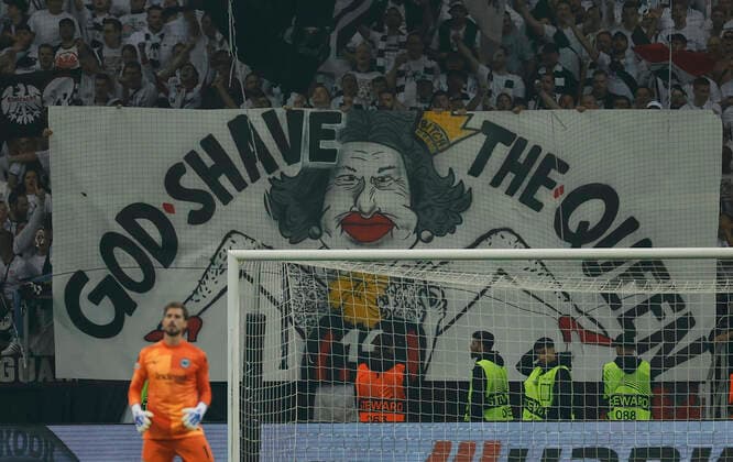 05 05 2022, football, Europa League, semi-final, Eintracht Frankfurt West Ham United, GER, Frankfurt am Main, Deutsche Bank Park picture v li banner, poster, fans Copyright: HMBxMedia xHeikoxBecker